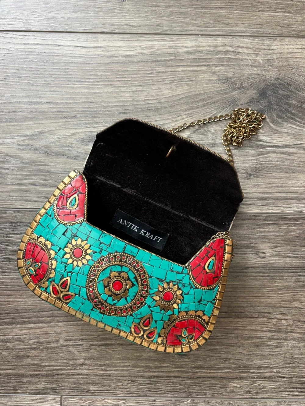Hard Shell Turquoise Mosaic Stone Iron Women's Clutch